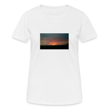 Coucher de soleil - T-shirt respirant Femme - blanc - Devant - AI Model Female 172 dark (172cm)