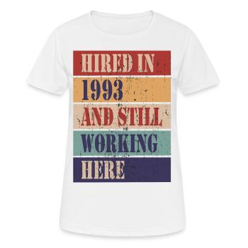 Abandonné en 1993 et toujours en activité ici - T-shirt respirant Femme - blanc - Devant - AI Model Female 172 dark (172cm)