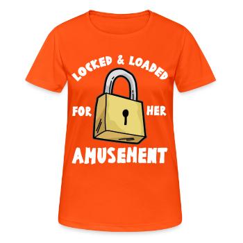 LOCKED AND LOADED Chastity Keuschse cuckold - T-shirt respirant Femme - orange néon - Devant - AI Model Female 172 dark (172cm)