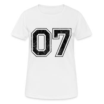 Anzahl 07 - Frauen T-Shirt atmungsaktiv - Weiß - Vorne - AI Model Female 172 dark (172cm)