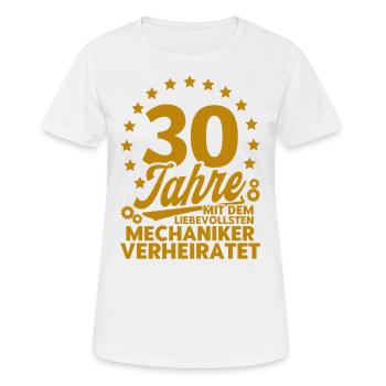 Perlenhochzeit Ehepaar 30. Hochzeitstag Geschenk - Frauen T-Shirt atmungsaktiv - Weiß - Vorne - AI Model Female 172 dark (172cm)