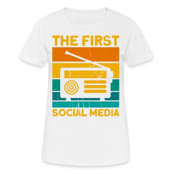 Radio amateur Morse code broadcast amateur radio Gesche - Women's Breathable T-Shirt - white - Front - AI Model Female 172 dark (172cm)