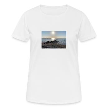 Mer Baltique avec soleil - T-shirt respirant Femme - blanc - Devant - AI Model Female 172 dark (172cm)