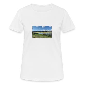 La nature sur l’eau - T-shirt respirant Femme - blanc - Devant - AI Model Female 172 dark (172cm)
