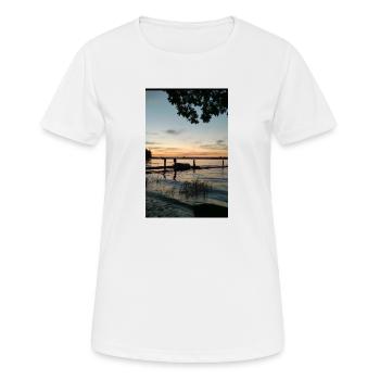 Sonnenuntergang - Frauen T-Shirt atmungsaktiv - Weiß - Vorne - AI Model Female 172 dark (172cm)