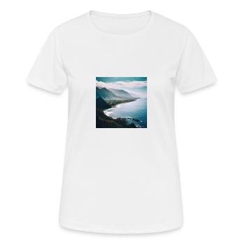 Montagnes côtières de l’île - T-shirt respirant Femme - blanc - Devant - AI Model Female 172 dark (172cm)