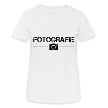 Fotografie - Frauen T-Shirt atmungsaktiv - Weiß - Vorne - AI Model Female 172 dark (172cm)