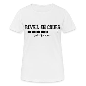Réveil en cours. Cadeau Dormeur Humour - T-shirt respirant Femme - blanc - Devant - AI Model Female 172 dark (172cm)