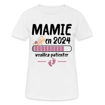 Cadeau Mamie Annonce Grossesse Grand Mère 2024 - T-shirt respirant Femme - blanc - Devant - AI Model Female 172 dark (172cm)