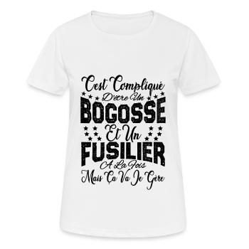 c'est compliqué d'être un Bogosse et un Fusilier. - T-shirt respirant Femme - blanc - Devant - AI Model Female 172 dark (172cm)