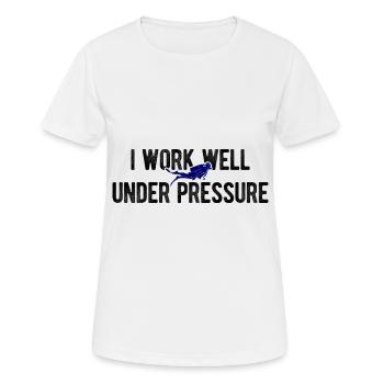 Apnoetaucher Freitaucher Taucher - Frauen T-Shirt atmungsaktiv - Weiß - Vorne - AI Model Female 172 dark (172cm)