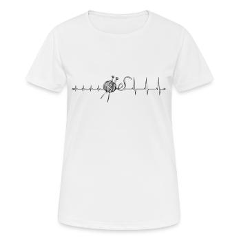 Heartbeat Stricken - Ich liebe Stricken - Frauen T-Shirt atmungsaktiv - Weiß - Vorne - AI Model Female 172 dark (172cm)