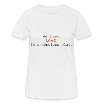 Nous avons trouvé l’AMOUR - T-shirt respirant Femme - blanc - Devant - AI Model Female 172 dark (172cm)