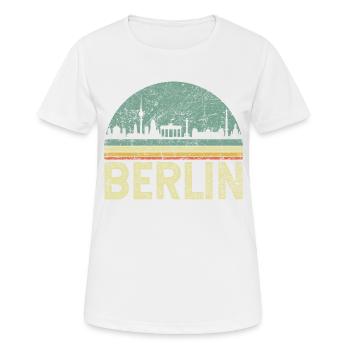 Berlin Skyline Vintage - T-shirt respirant Femme - blanc - Devant - AI Model Female 172 dark (172cm)