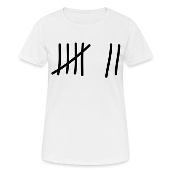 tage_zaehlen_7 - Frauen T-Shirt atmungsaktiv - Weiß - Vorne - AI Model Female 172 dark (172cm)