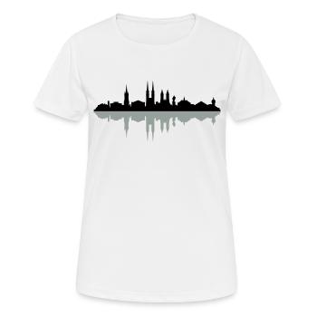 Skyline Halle Schatten - Frauen T-Shirt atmungsaktiv - Weiß - Vorne - AI Model Female 172 dark (172cm)