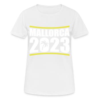 Mallorca 2023 - Frauen T-Shirt atmungsaktiv - Weiß - Vorne - AI Model Female 172 dark (172cm)