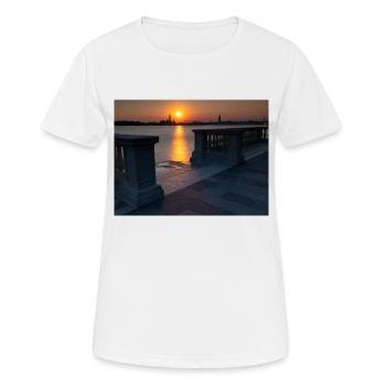 Sunset in Venice - Women's Breathable T-Shirt - white - Front - AI Model Female 172 dark (172cm)