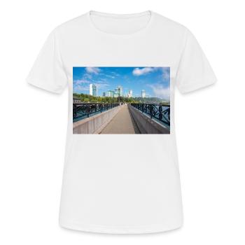 Die Skyline von Niagara City und das Panorama der Niagarafälle - Frauen T-Shirt atmungsaktiv - Weiß - Vorne - AI Model Female 172 dark (172cm)