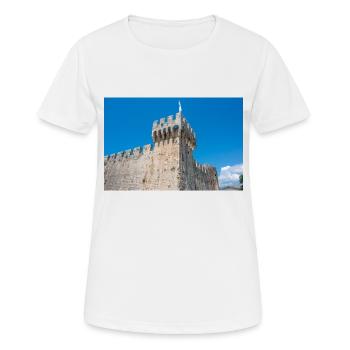 château et forteresse Kamerlengo (Kaštel Kamerlengo) - T-shirt respirant Femme - blanc - Devant - AI Model Female 172 dark (172cm)
