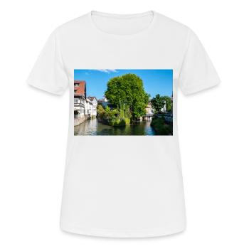 Stadtbild von Esslingen am Neckar von der Agnesbrücke aus - Frauen T-Shirt atmungsaktiv - Weiß - Vorne - AI Model Female 172 dark (172cm)