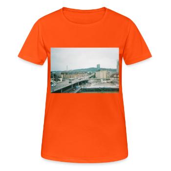 Prime Tower Zürich - Frauen T-Shirt atmungsaktiv - Neonorange - Vorne - AI Model Female 172 dark (172cm)