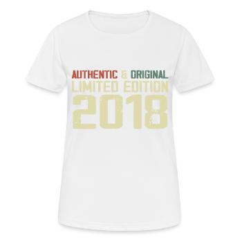 2018 Geburtstagsgeschenk 2018 Jahrgang 2018 Retro - Frauen T-Shirt atmungsaktiv - Weiß - Vorne - AI Model Female 172 dark (172cm)
