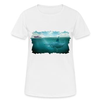 Megalodon Below Boat Under Water Great White Shark - Frauen T-Shirt atmungsaktiv - Weiß - Vorne - AI Model Female 172 dark (172cm)