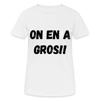 on en a gros - T-shirt respirant Femme - blanc - Devant - AI Model Female 172 dark (172cm)