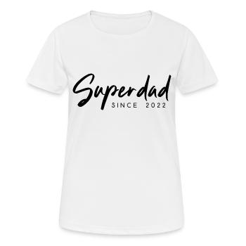 Superdad Vater Papa since 2022 Spruch - Frauen T-Shirt atmungsaktiv - Weiß - Vorne - AI Model Female 172 dark (172cm)
