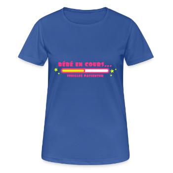 bébé en cours - T-shirt respirant Femme - bleu royal - Devant - AI Model Female 172 light (172cm)