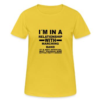 relation avec fanfare - T-shirt respirant Femme - jaune soleil - Devant - AI Model Female 172 dark (172cm)