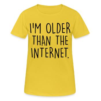 Älter als das Internet - Frauen T-Shirt atmungsaktiv - Sonnengelb - Vorne - AI Model Female 172 dark (172cm)