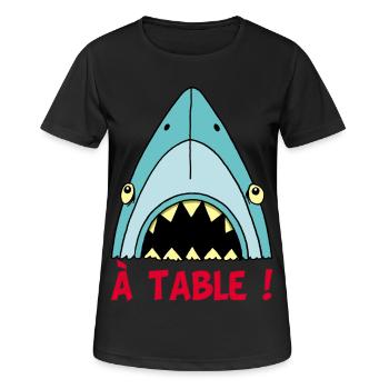 Hungriger Hai! - Frauen T-Shirt atmungsaktiv - Schwarz - Vorne - AI Model Female 172 light (172cm)