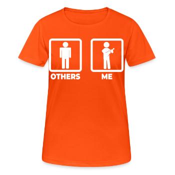 Ukulele Strichmännchen - Frauen T-Shirt atmungsaktiv - Neonorange - Vorne - AI Model Female 172 dark (172cm)