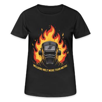 Flammenhelm: Brennende Metallkunst - Frauen T-Shirt atmungsaktiv - Schwarz - Vorne - AI Model Female 172 light (172cm)