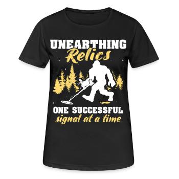 Dirt Fishing Big Foot - Frauen T-Shirt atmungsaktiv - Schwarz - Vorne - AI Model Female 172 light (172cm)
