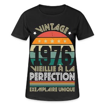 1976 – Vintage – Exemplaire unique - T-shirt respirant Femme - noir - Devant - AI Model Female 172 light (172cm)