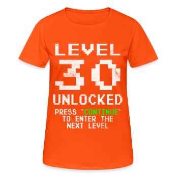 Niveau 30 débloqué - T-shirt respirant Femme - orange néon - Devant - AI Model Female 172 dark (172cm)