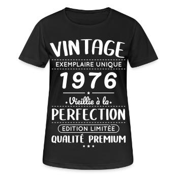 1976 – Vintage – Perfekt gereift - Frauen T-Shirt atmungsaktiv - Schwarz - Vorne - AI Model Female 172 light (172cm)