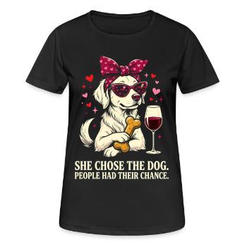 Sie wählte den Hund lustige Mama - Frauen T-Shirt atmungsaktiv - Schwarz - Vorne - AI Model Female 172 light (172cm)