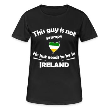 Irland Herzdesign Grumpy? Nicht nötig - Frauen T-Shirt atmungsaktiv - Schwarz - Vorne - AI Model Female 172 light (172cm)