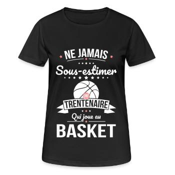 Sous-estimer une trentenaire qui joue au basket - T-shirt respirant Femme - noir - Devant - AI Model Female 172 light (172cm)