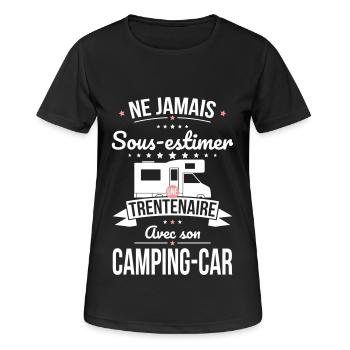Sous-estimer une trentenaire avec son camping-car - T-shirt respirant Femme - noir - Devant - AI Model Female 172 light (172cm)