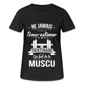 Sous-estimer une trentenaire qui fait de la muscu - T-shirt respirant Femme - noir - Devant - AI Model Female 172 light (172cm)