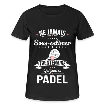 Sous-estimer une trentenaire qui joue au padel - T-shirt respirant Femme - noir - Devant - AI Model Female 172 light (172cm)