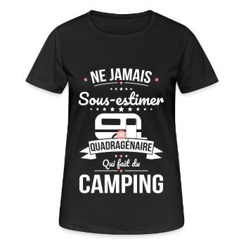 Sous-estimer une quadragénaire qui fait du camping - T-shirt respirant Femme - noir - Devant - AI Model Female 172 light (172cm)