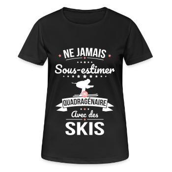 Sous-estimer une quadragénaire avec des skis - T-shirt respirant Femme - noir - Devant - AI Model Female 172 light (172cm)