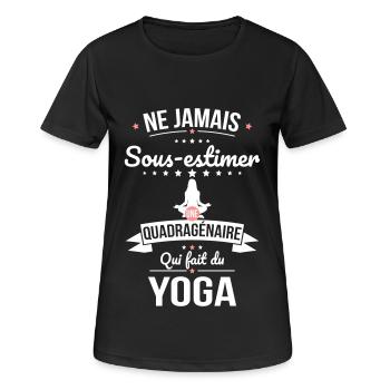 Sous-estimer une quadragénaire qui fait du yoga - T-shirt respirant Femme - noir - Devant - AI Model Female 172 light (172cm)