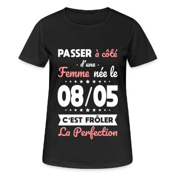 Anniversaire - Née le 8 Mai Frôler perfection - T-shirt respirant Femme - noir - Devant - AI Model Female 172 light (172cm)